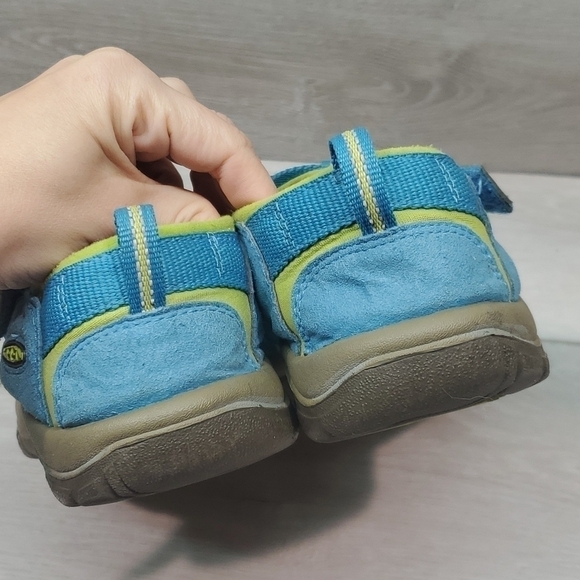 Keen Mens Outdoor Hiking Comfort Sandals shoes sz 5 main image 7